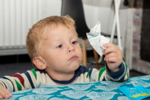 Ребенок в 2 года стал неуправляемым