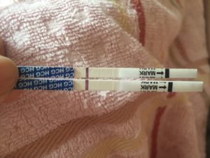 Задержка 2 дня, тянет левый яичник