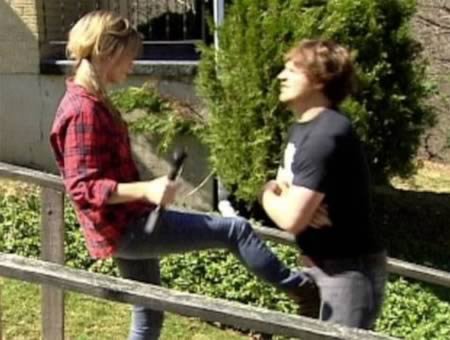 Как получить ожог льдом и солью