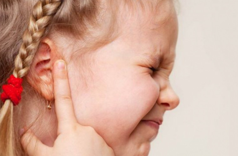 Острый средний отит: три стадии развития