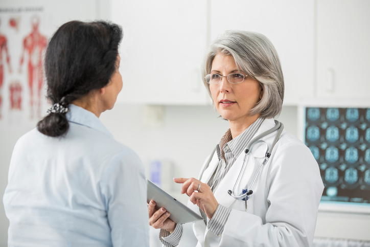 Перед использованием алоэ стоит порекомендоваться с врачом