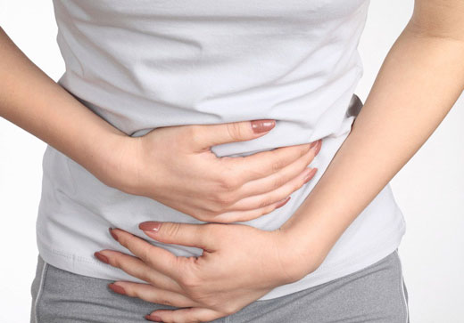 Болит живот